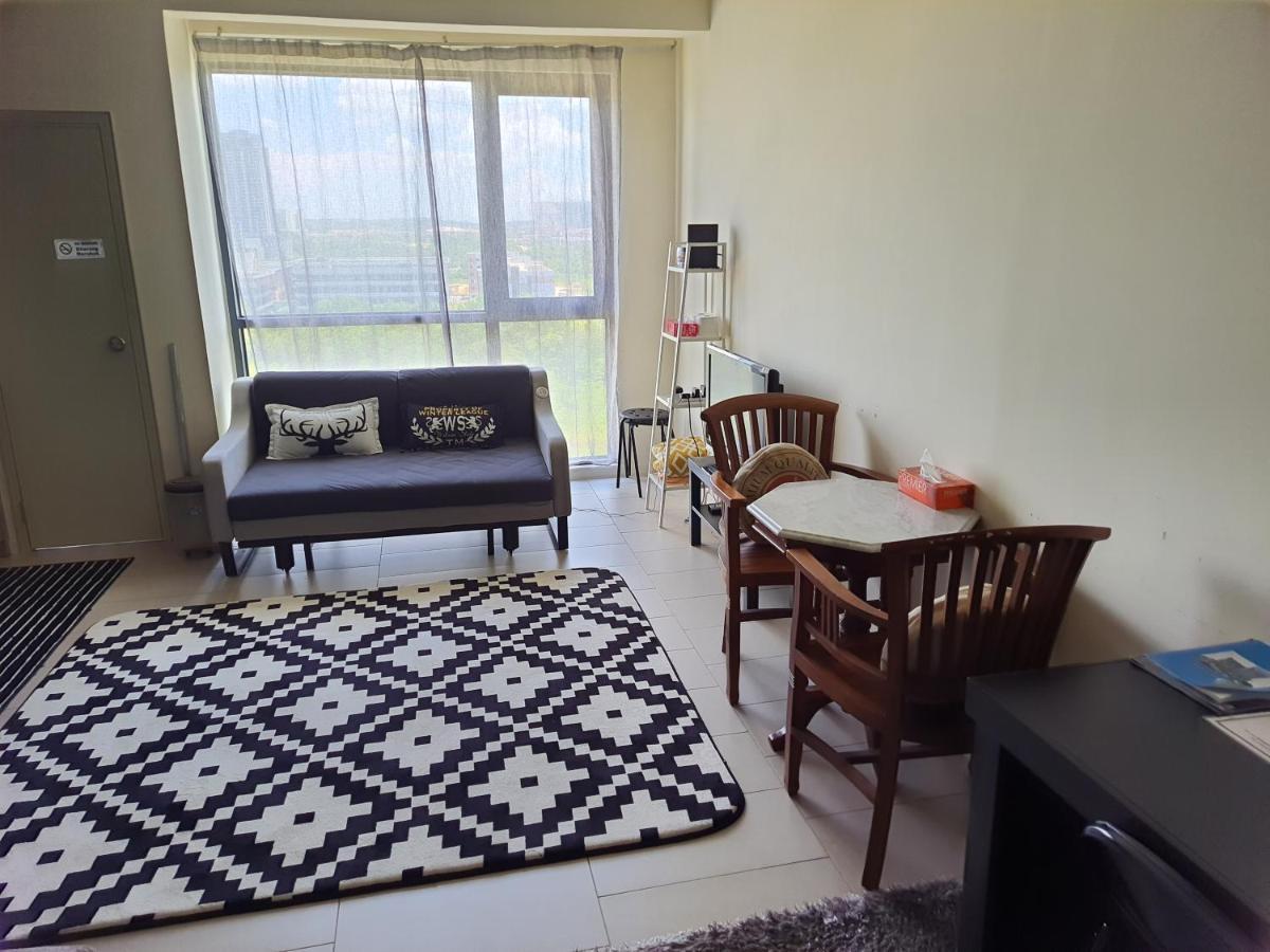 סיברג'איה Mufasa Suites At Tamarind Suites With Wifi Netflix Coway Level 8 מראה חיצוני תמונה
